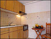 Διαμέρισμα ισογείου - 2 (Κουζίνα)